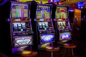 bm390 တိုက်ရိုက် ကာစီနို Live Baccarat ဒီလာနှင့် ကစားသမားများ တိုက်ရိုက်ဆက်သွယ်ကစားနေသည့် မြင်ကွင်း